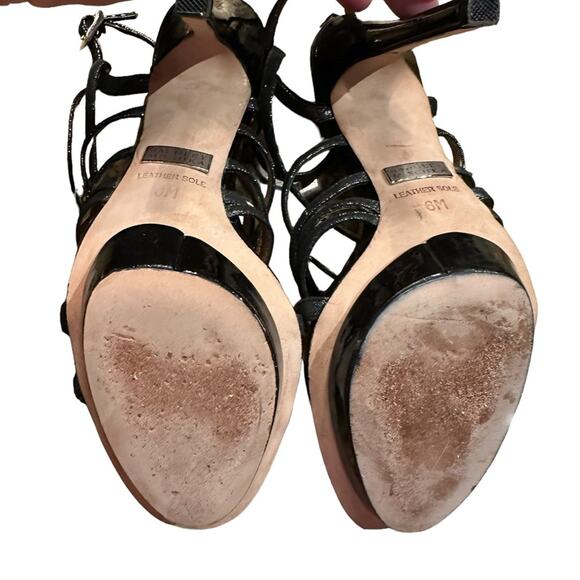 Badgley Mischka Black Patent Leather and Silver Strappy High Heels in a Womens 6 - Picture 5 of 8